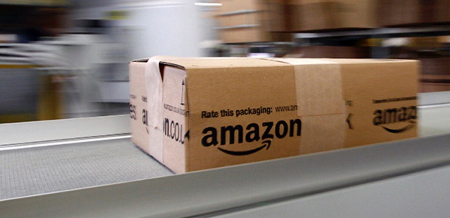 Cover articolo 18 novembre 2010: Amazon sbarca in Italia
